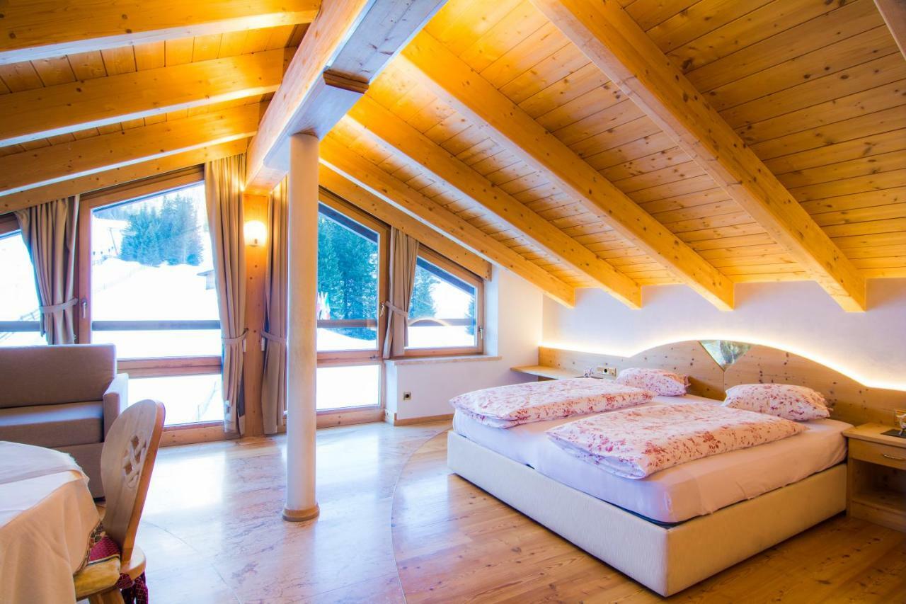 Chalet Albric เซลวาดีวัลการ์เดนา ภายนอก รูปภาพ